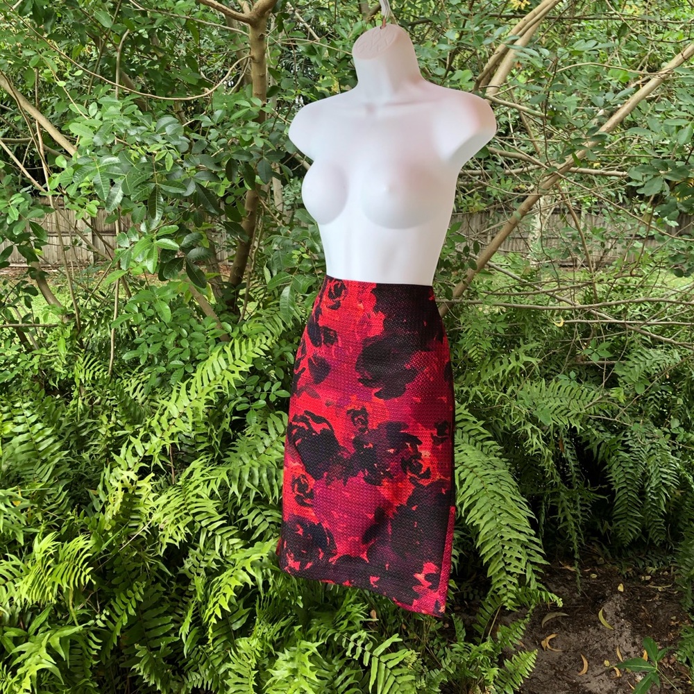 DOUBLE WEAVE ANN TAYLOR RED BLACK